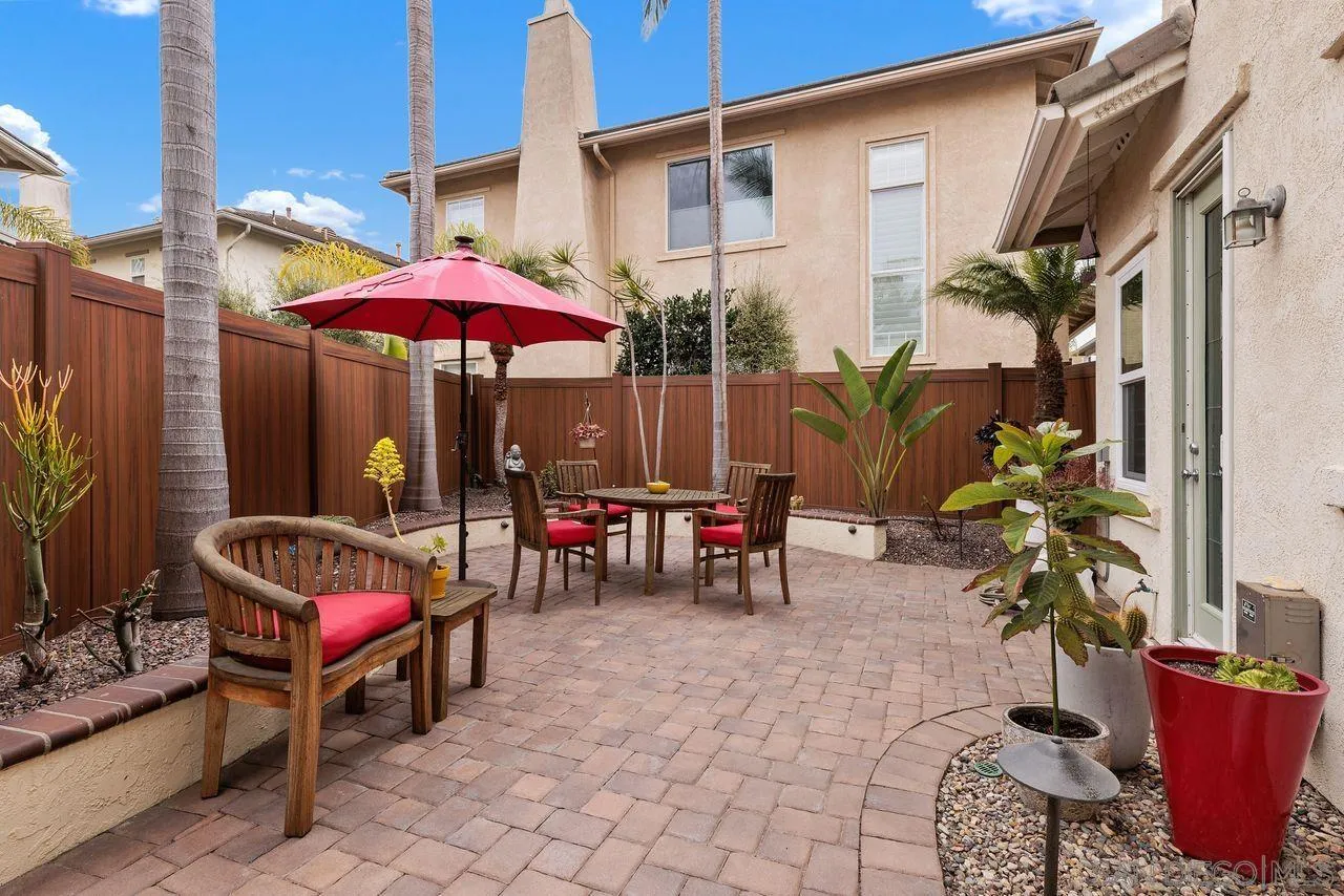 7390 Seafarer Pl