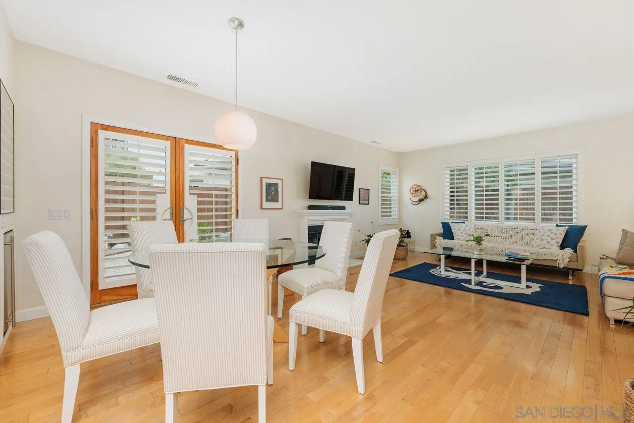 7390 Seafarer Pl