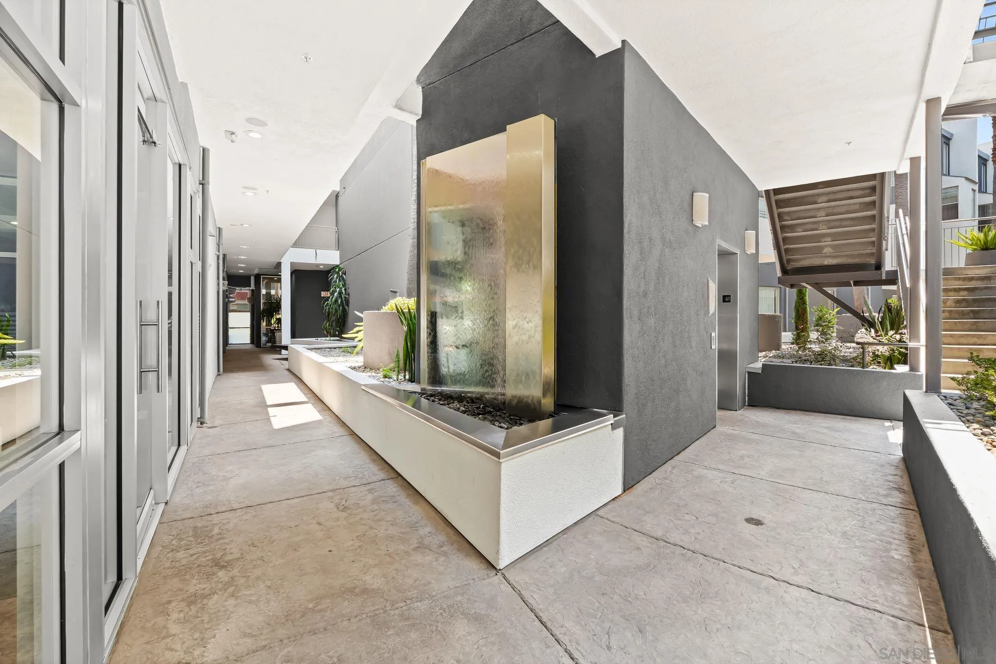 101 Market St Unit 304
