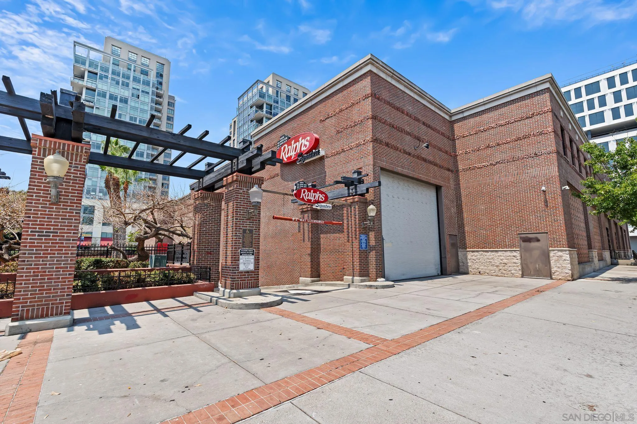 101 Market St Unit 304