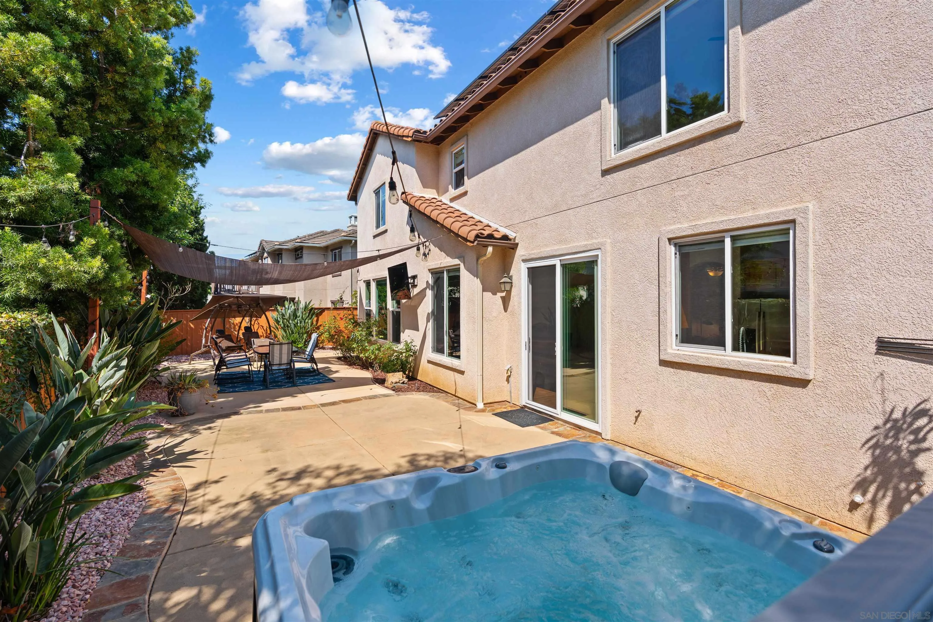 1726 Blue Water Lane