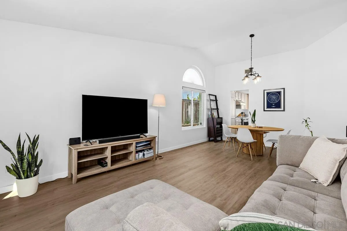 1127 La Tortuga, Vista