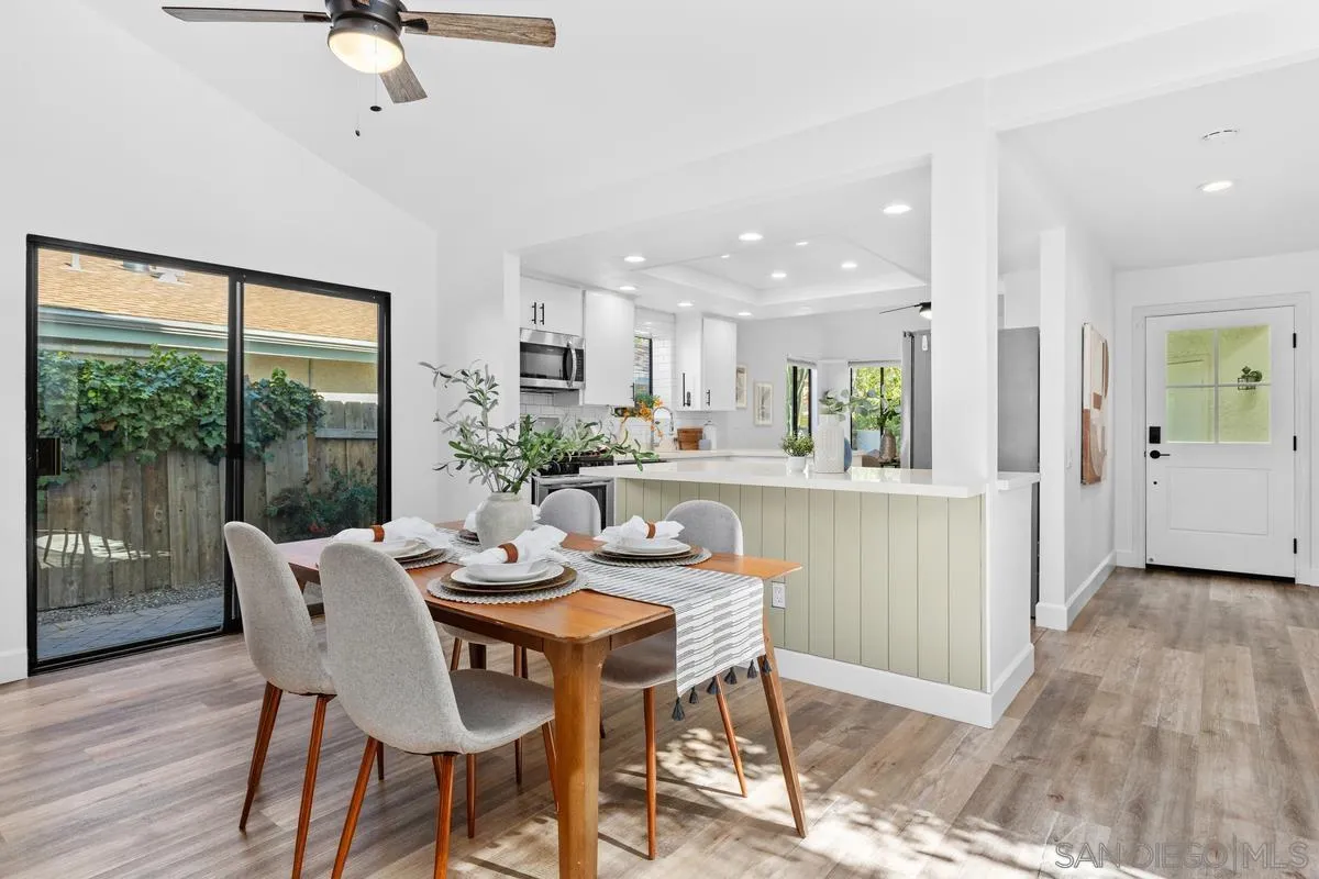 3305 Vivienda Circle