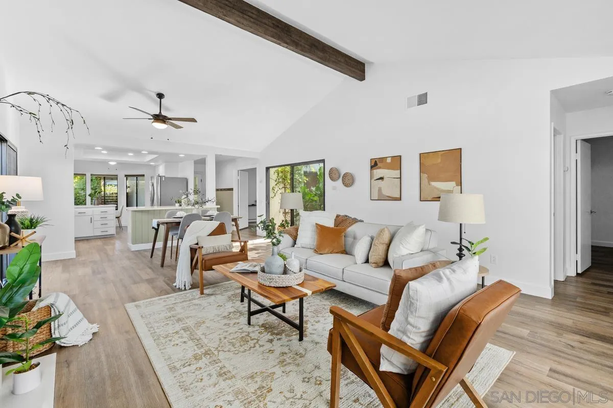 3305 Vivienda Circle