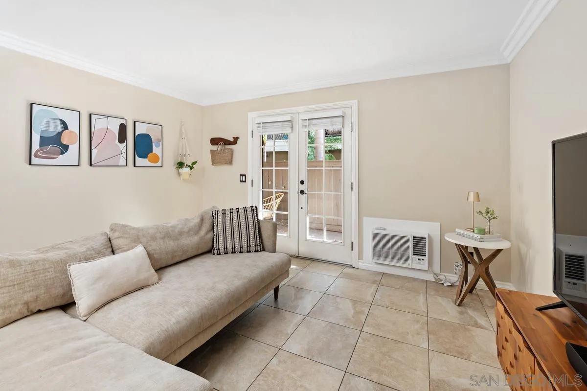 4655 Ohio St Unit 14