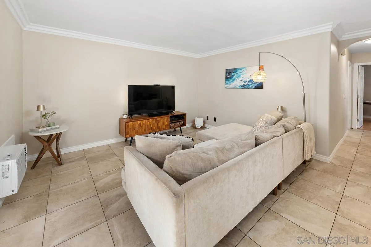 4655 Ohio St Unit 14