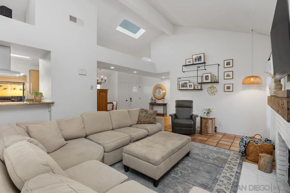 1830 Lucerne Circle
