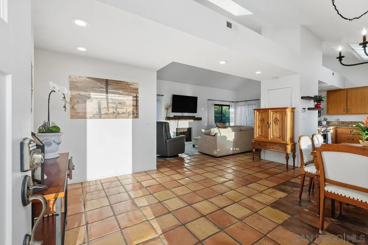 1830 Lucerne Circle