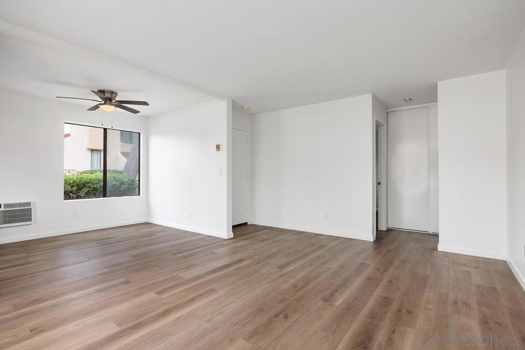 10845 Camino Ruiz 57