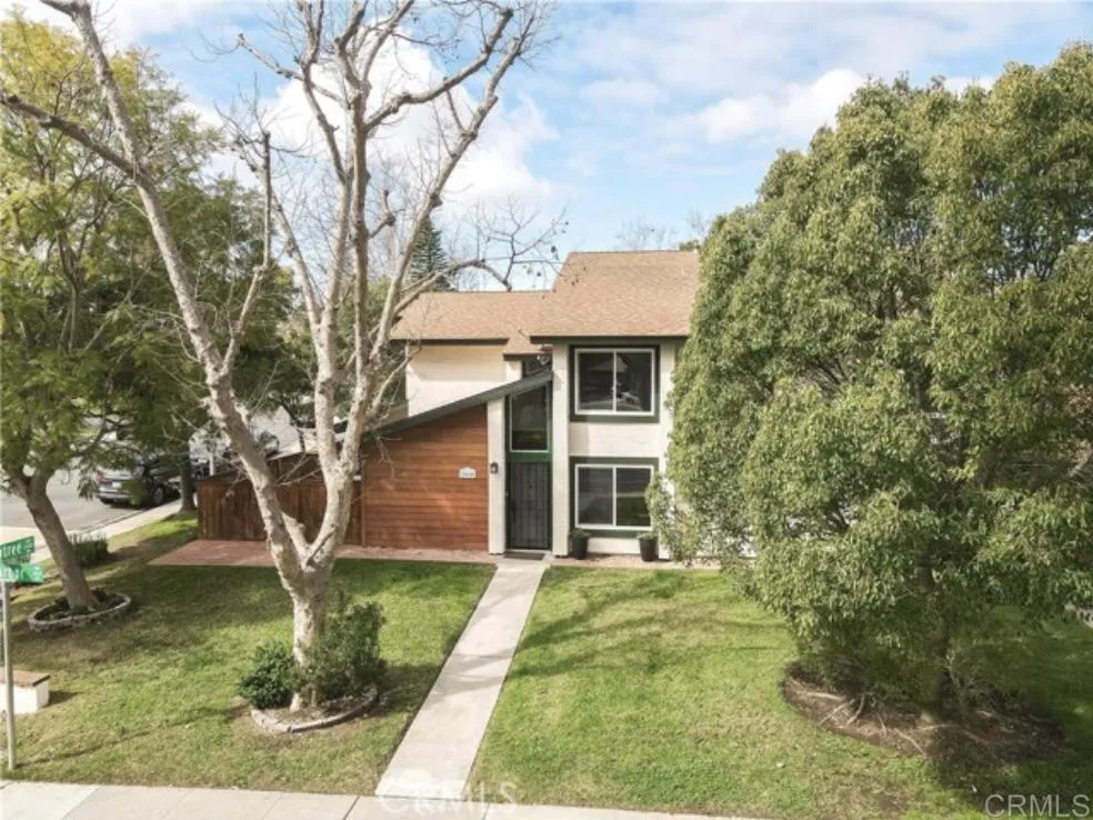 2040 Shadytree Lane