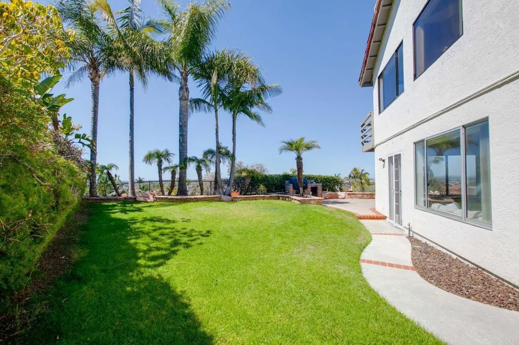 2700 Socorro Lane