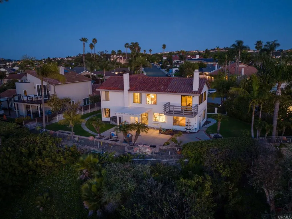 2700 Socorro Lane