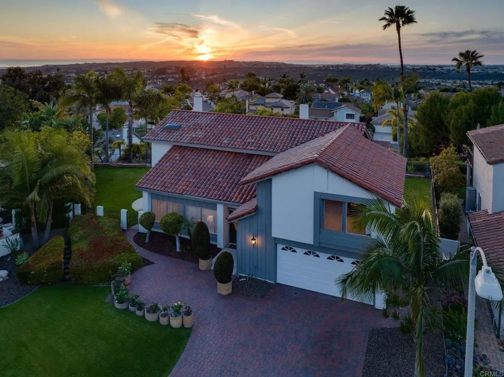 2700 Socorro Lane