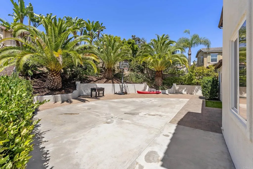 7347 Paseo Capuchina