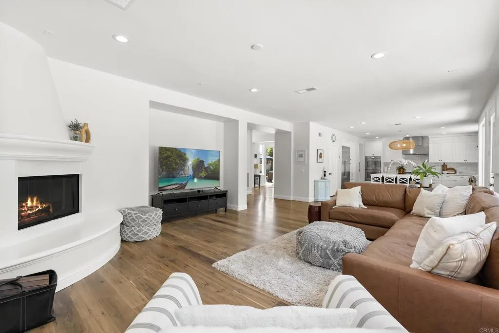 7347 Paseo Capuchina