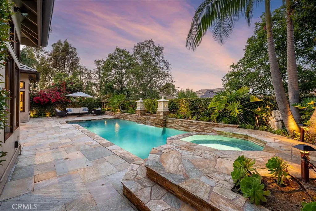 26952 Willow Tree