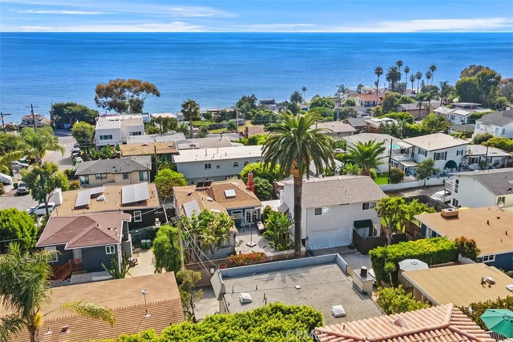 31888 Hillside