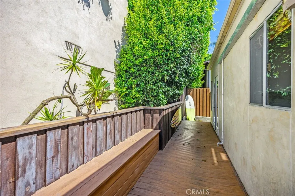 31888 Hillside