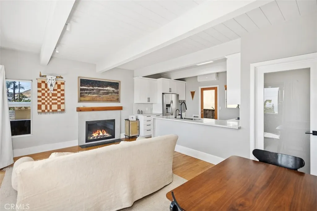 31888 Hillside