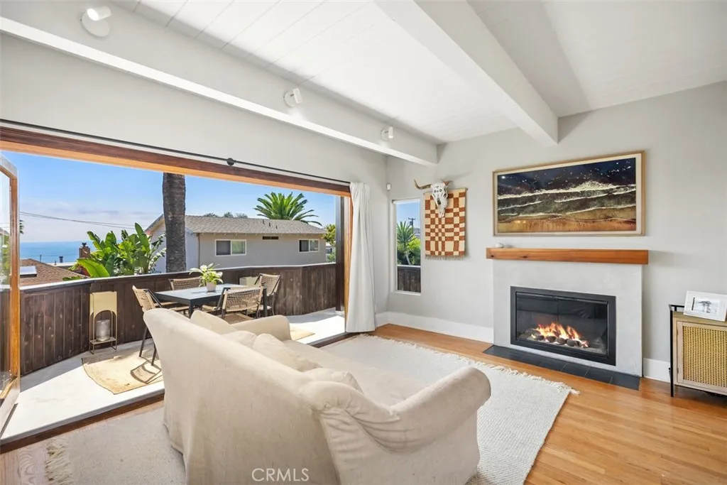 31888 Hillside