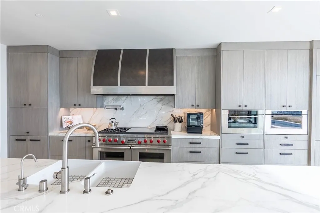 5 Pacific Ridge Place