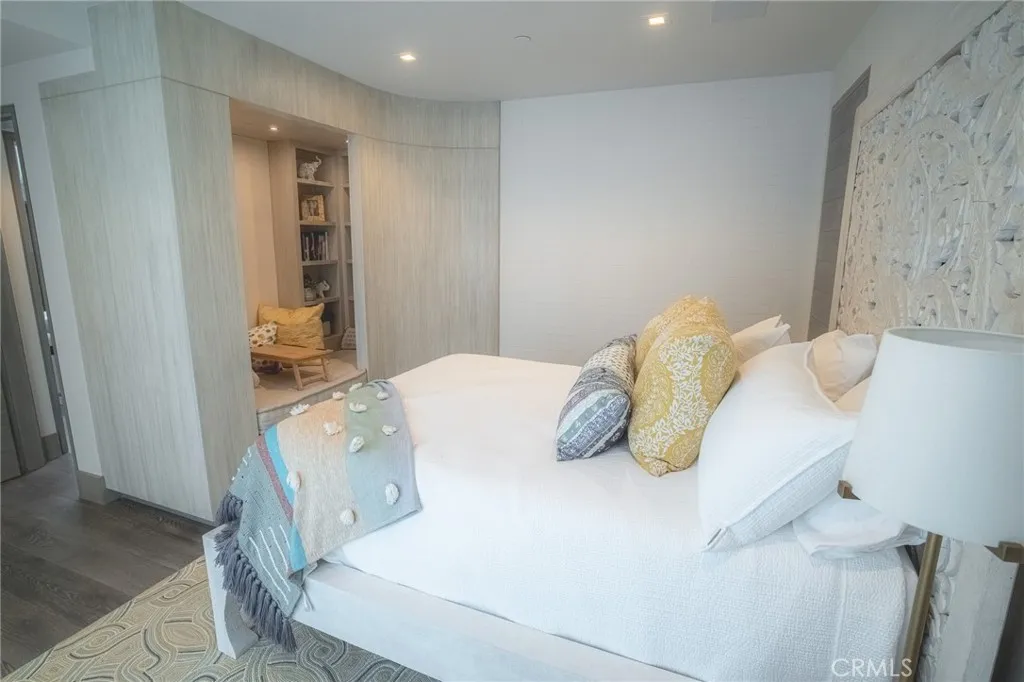 5 Pacific Ridge Place