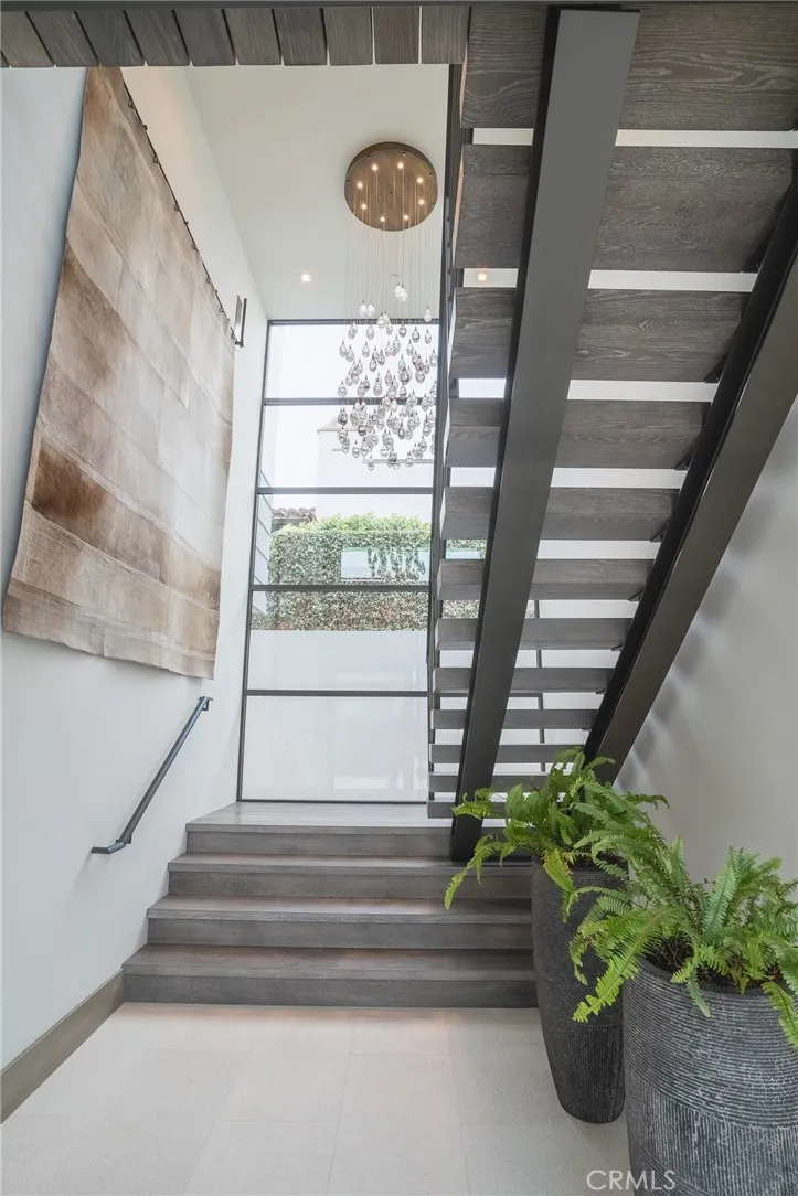 5 Pacific Ridge Place