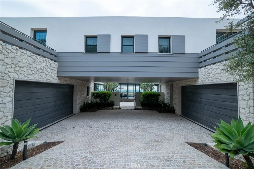 5 Pacific Ridge Place