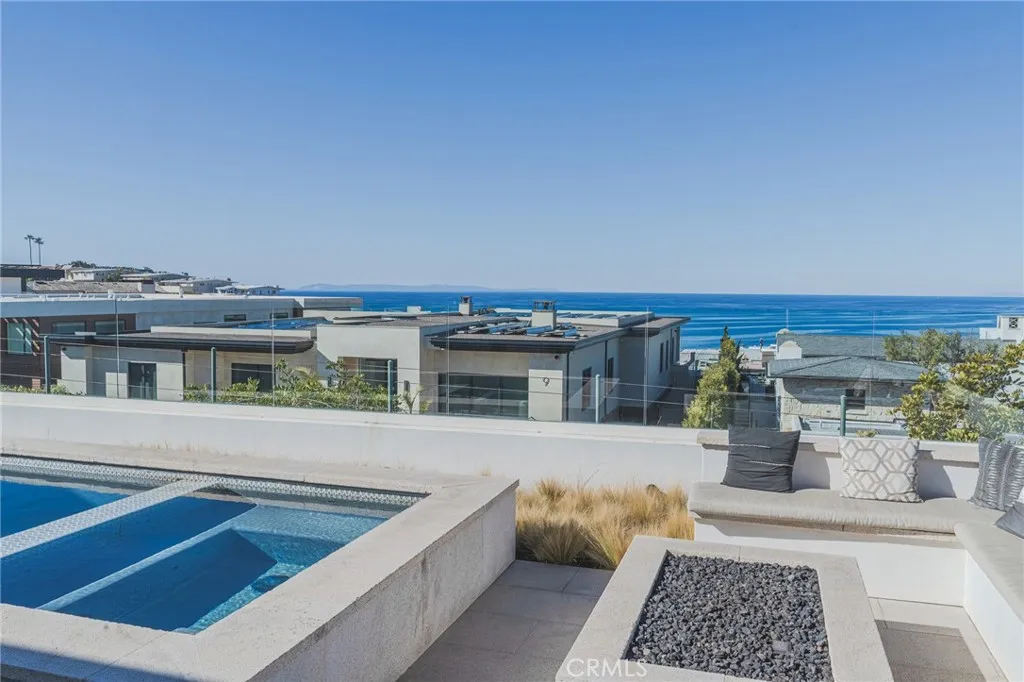 5 Pacific Ridge Place