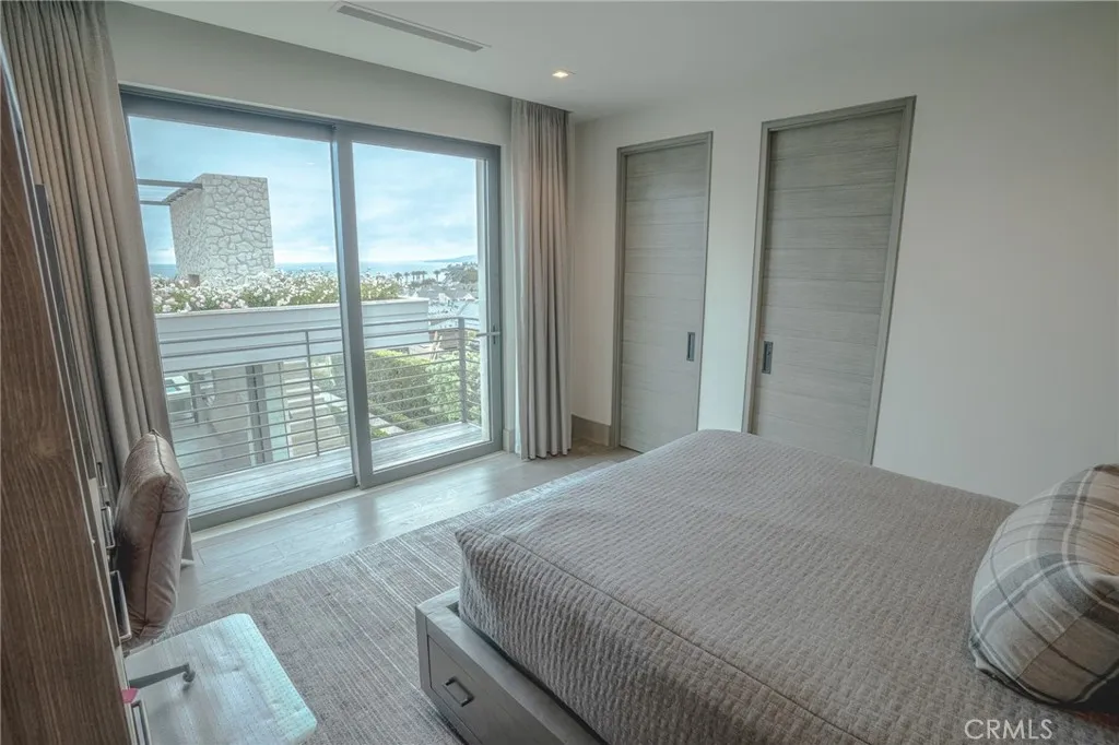 5 Pacific Ridge Place
