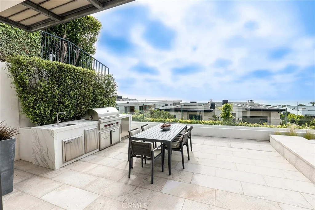 5 Pacific Ridge Place