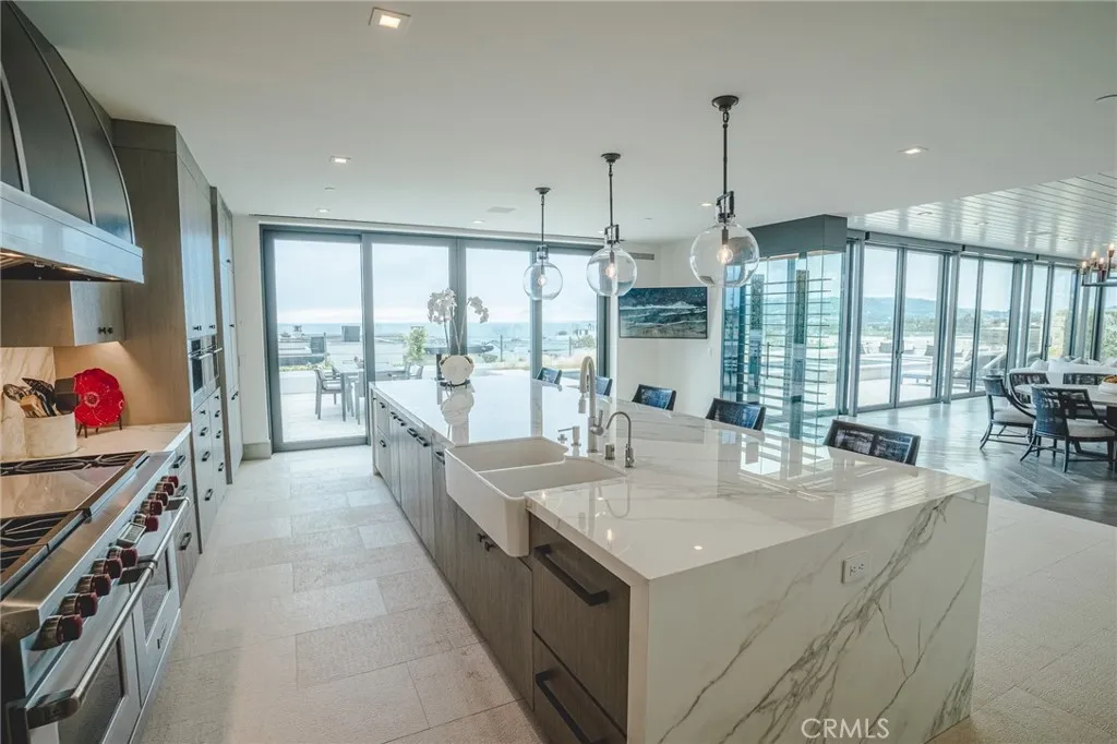 5 Pacific Ridge Place