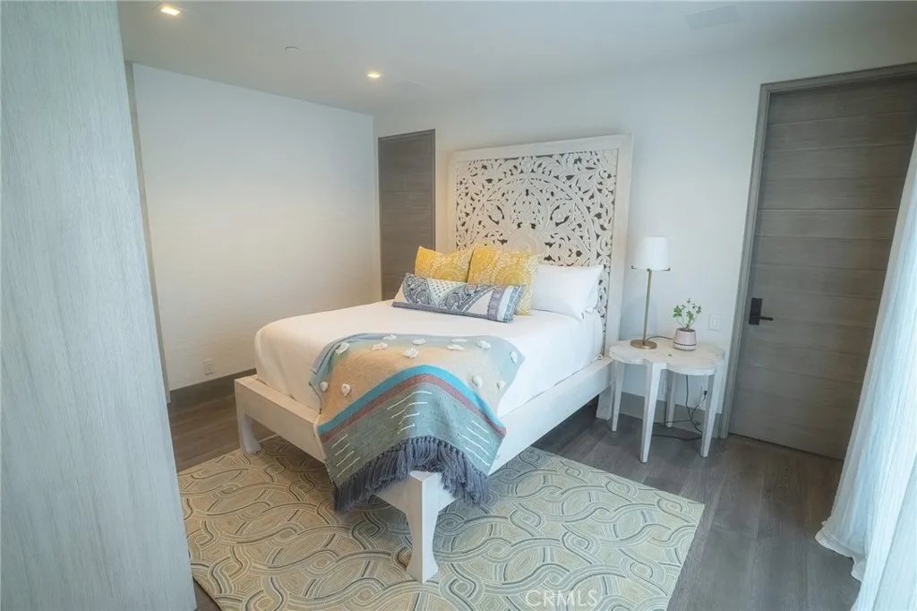5 Pacific Ridge Place