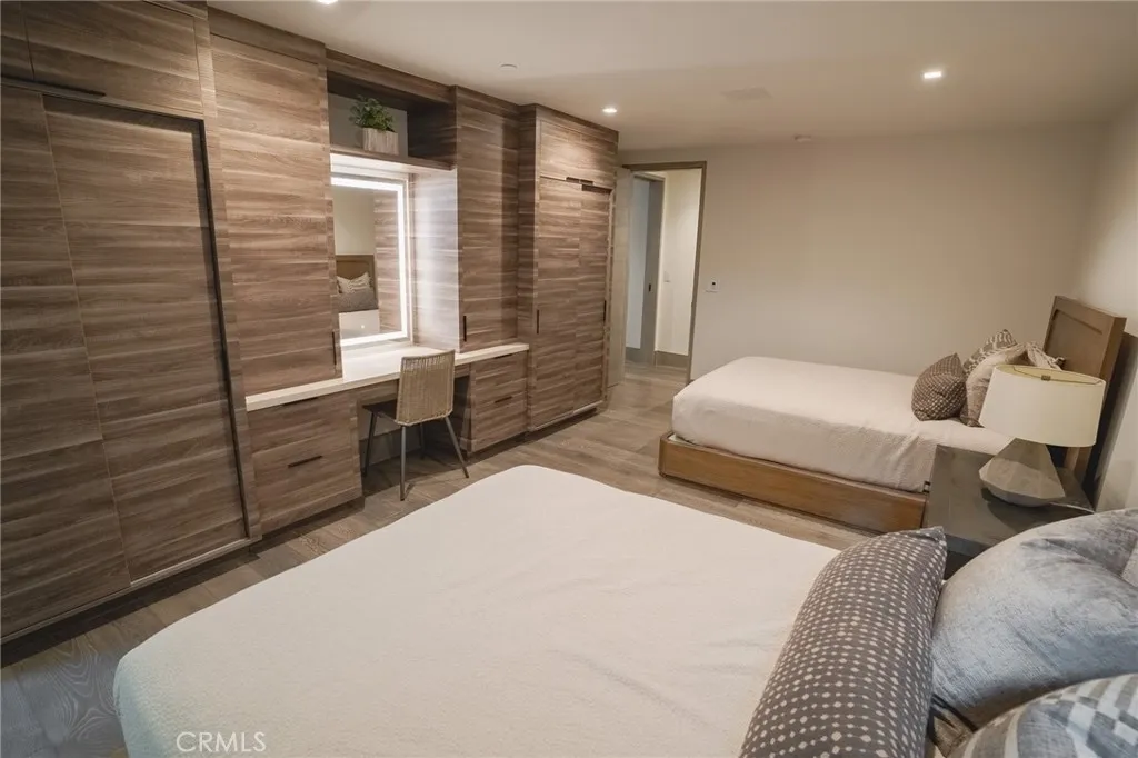 5 Pacific Ridge Place