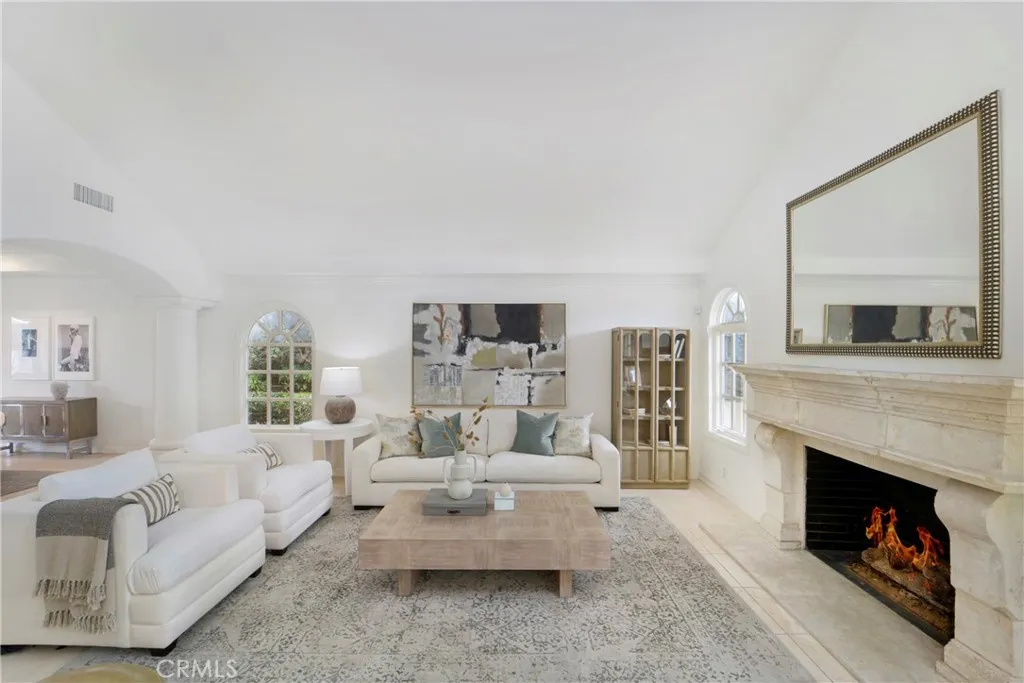 82 Ritz Cove Drive