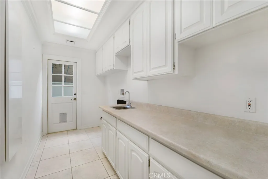 82 Ritz Cove Drive