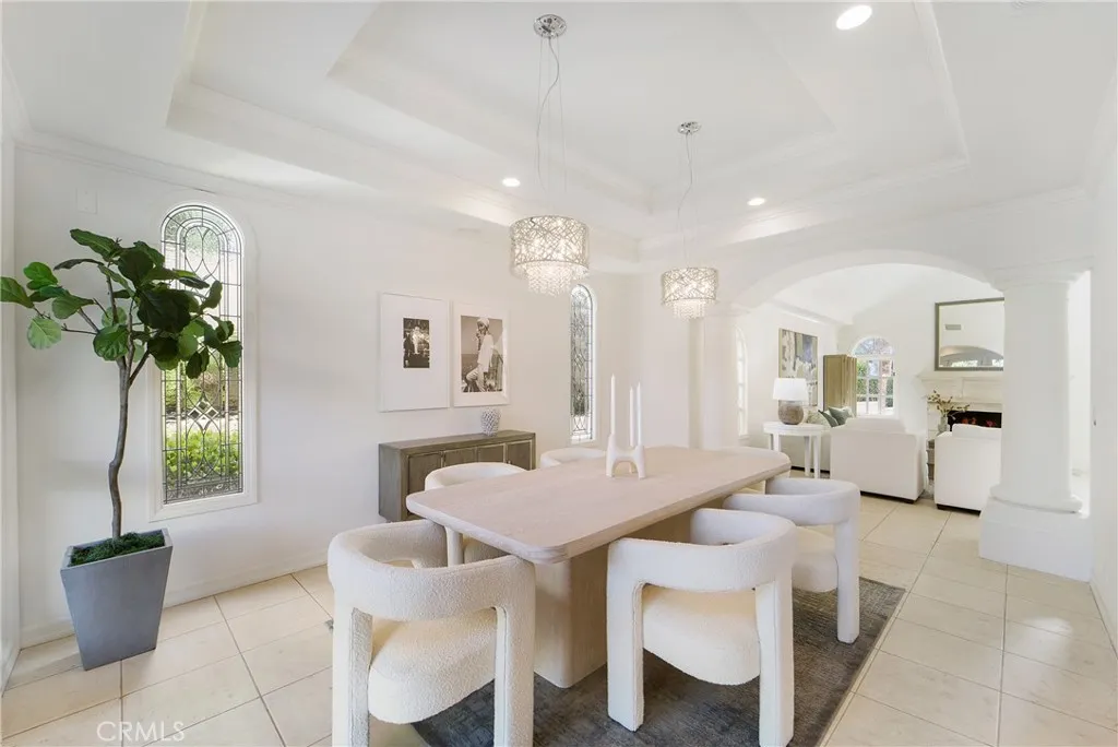 82 Ritz Cove Drive