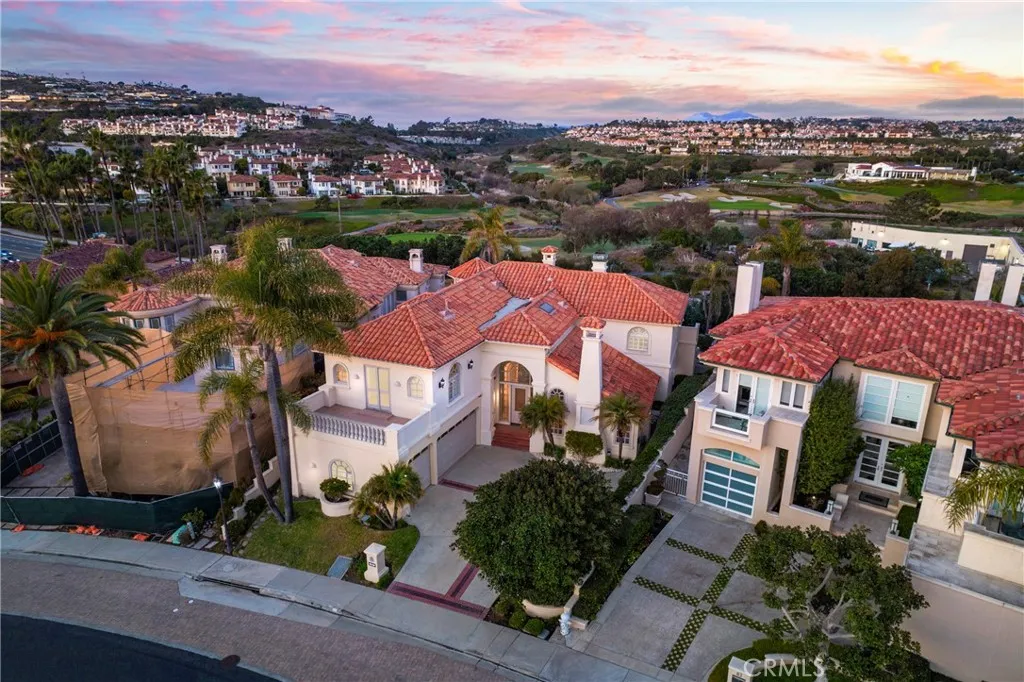 82 Ritz Cove Drive