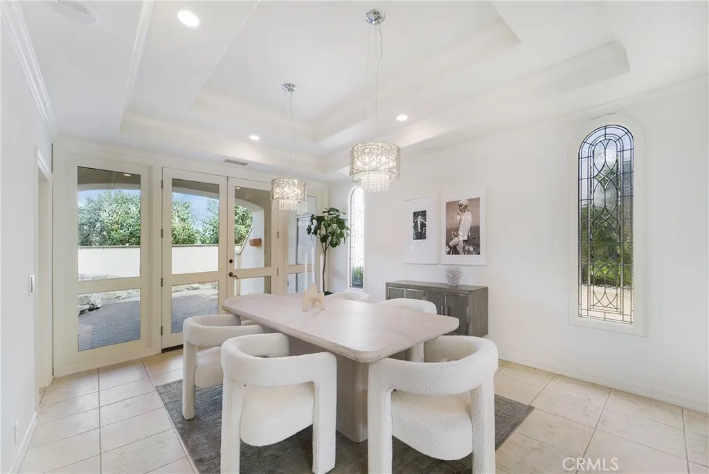 82 Ritz Cove Drive