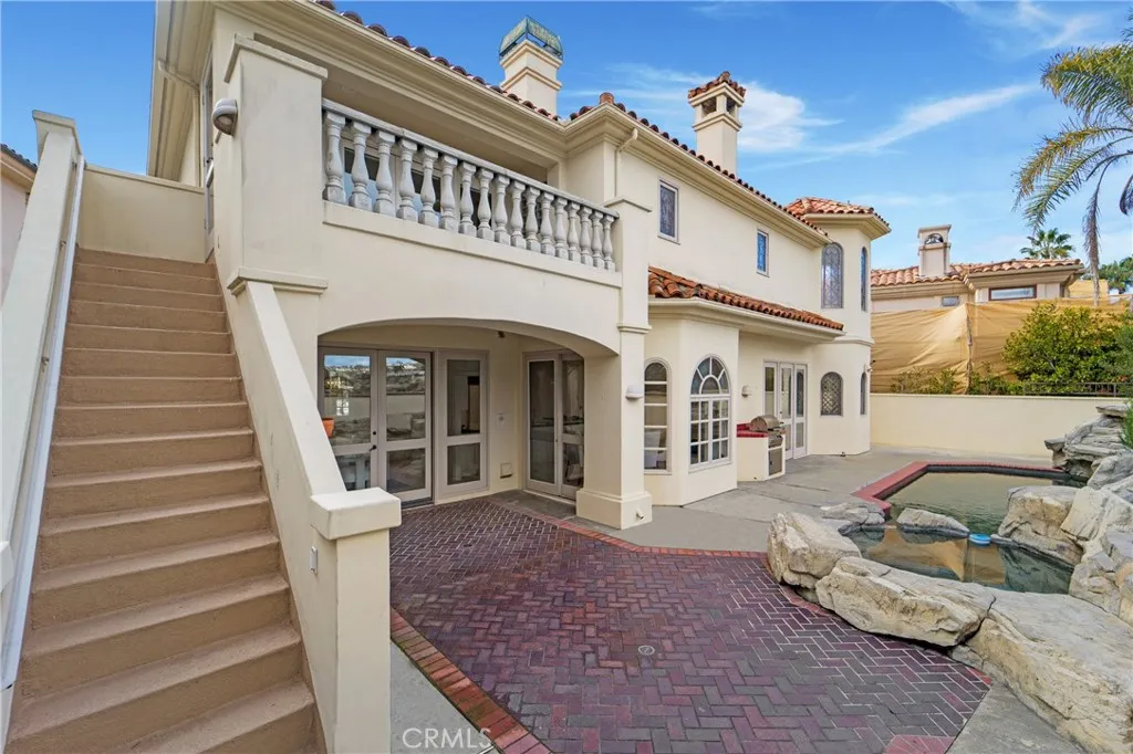 82 Ritz Cove Drive