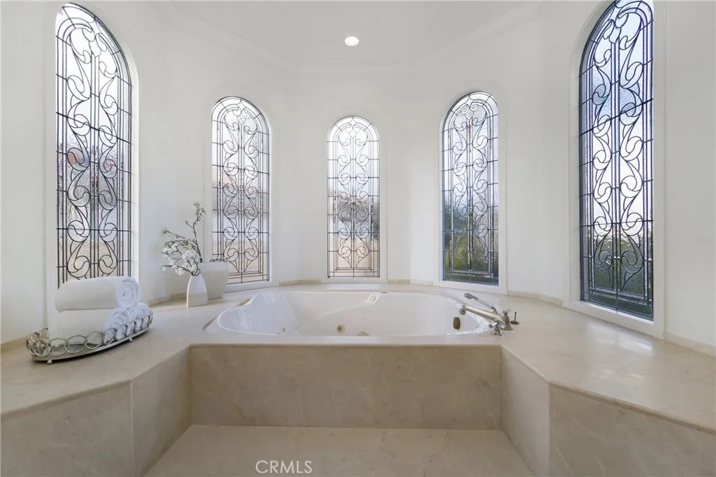 82 Ritz Cove Drive