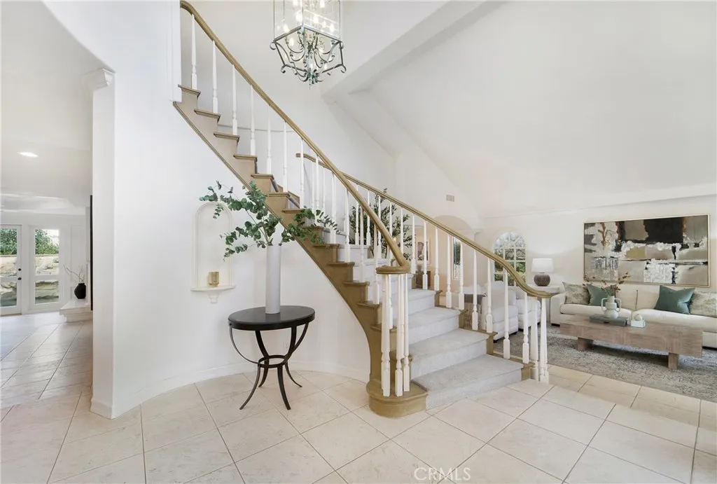 82 Ritz Cove Drive