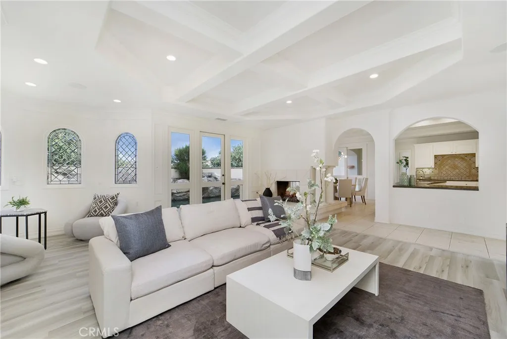 82 Ritz Cove Drive