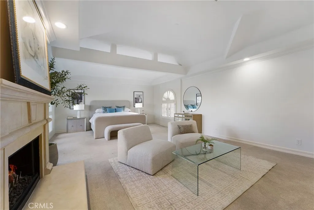 82 Ritz Cove Drive