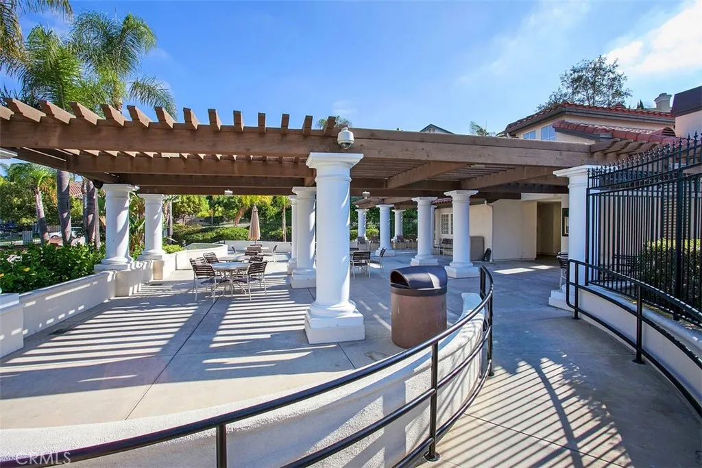 27683 Manor Hill Road