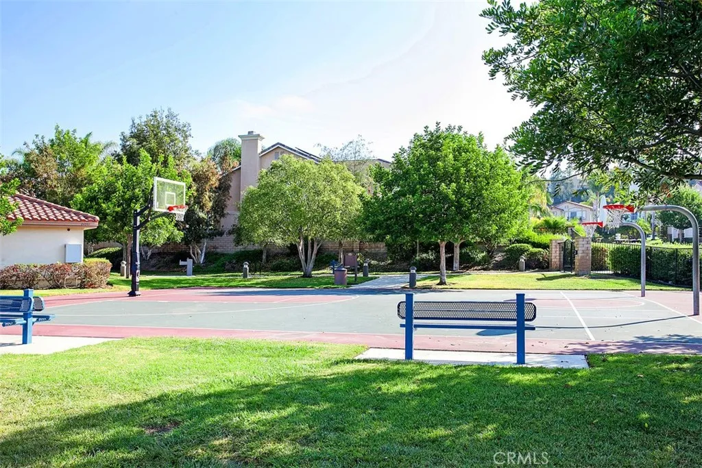 27683 Manor Hill Road
