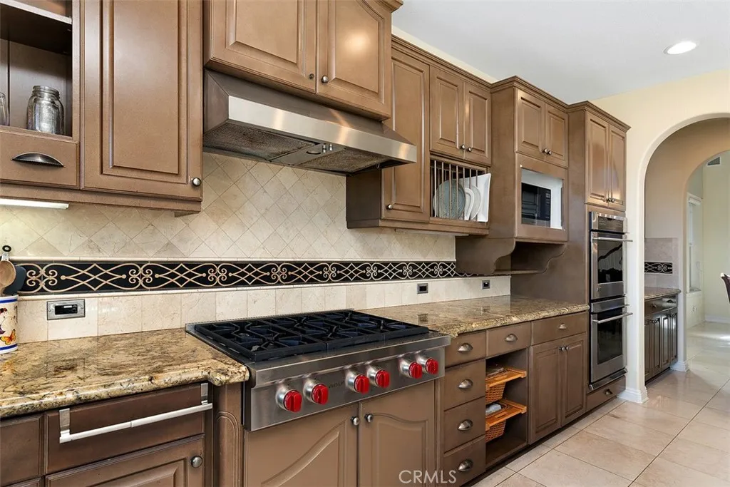 27683 Manor Hill Road