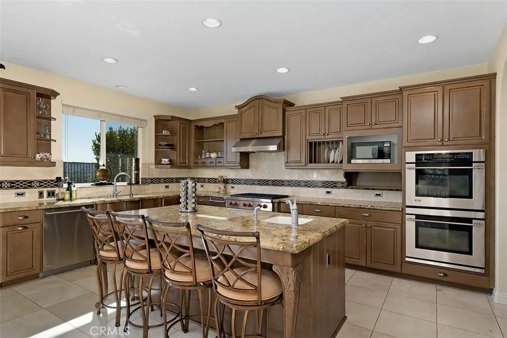 27683 Manor Hill Road