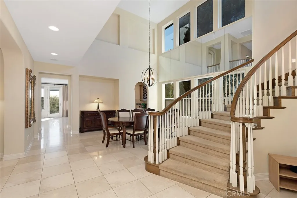 27683 Manor Hill Road