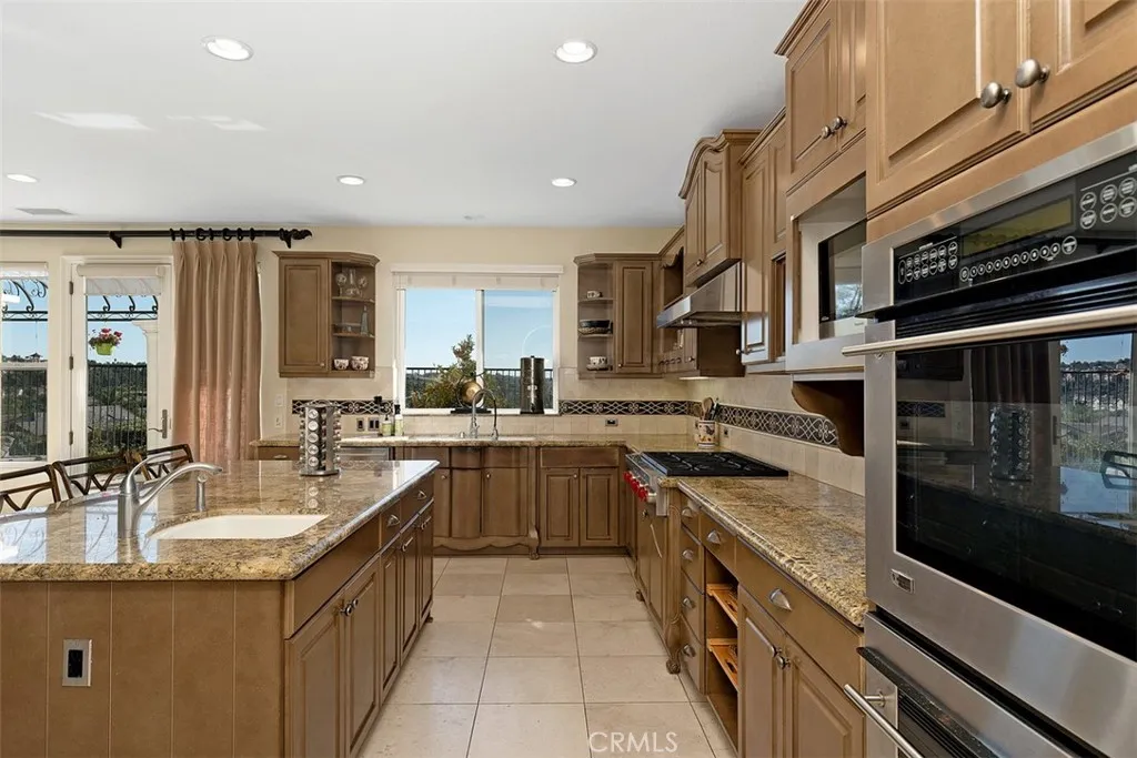 27683 Manor Hill Road